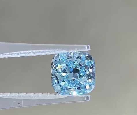 बड़े आकार का जीवंत सिंथेटिक सीवीडी लैब से उगाया गया नीला हीरे 5.3ct कुशन कट