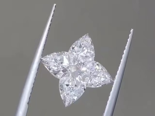 व्हाइट लैब ग्रोन डायमंड्स 4CT सीवीडी एलवी कट लॉस डायमंड डीईएफ वीएस1 ज्वैलरी डेकोरेशन के लिए